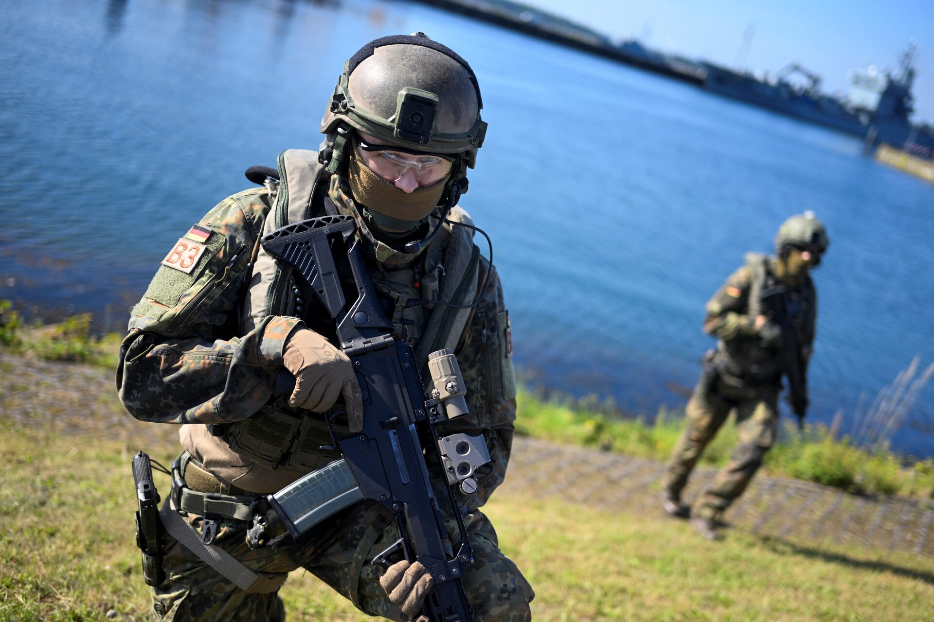 On Military Service in Different Countries | Guide REVERA law group
